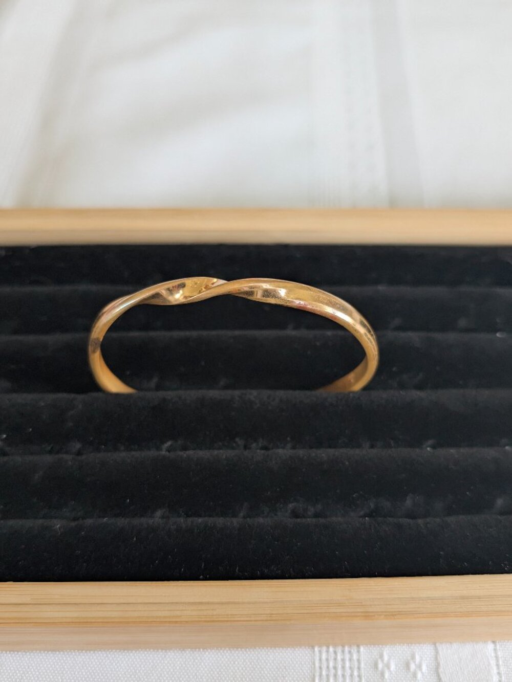 Vintage Sergio Lub California Infinity Gold Tone Open Cuff Bracelet